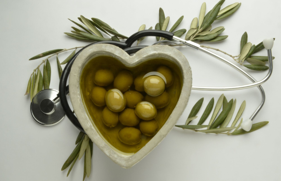 50 Años de Investigación sobre el Aceite de Oliva y las Enfermedades Cardiovasculares
