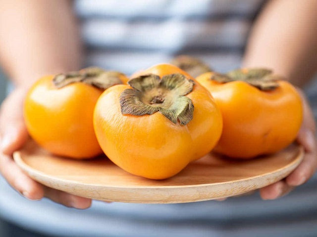 Caquis en Aceite de Oliva: el potencial de la fruta favorita del otoño