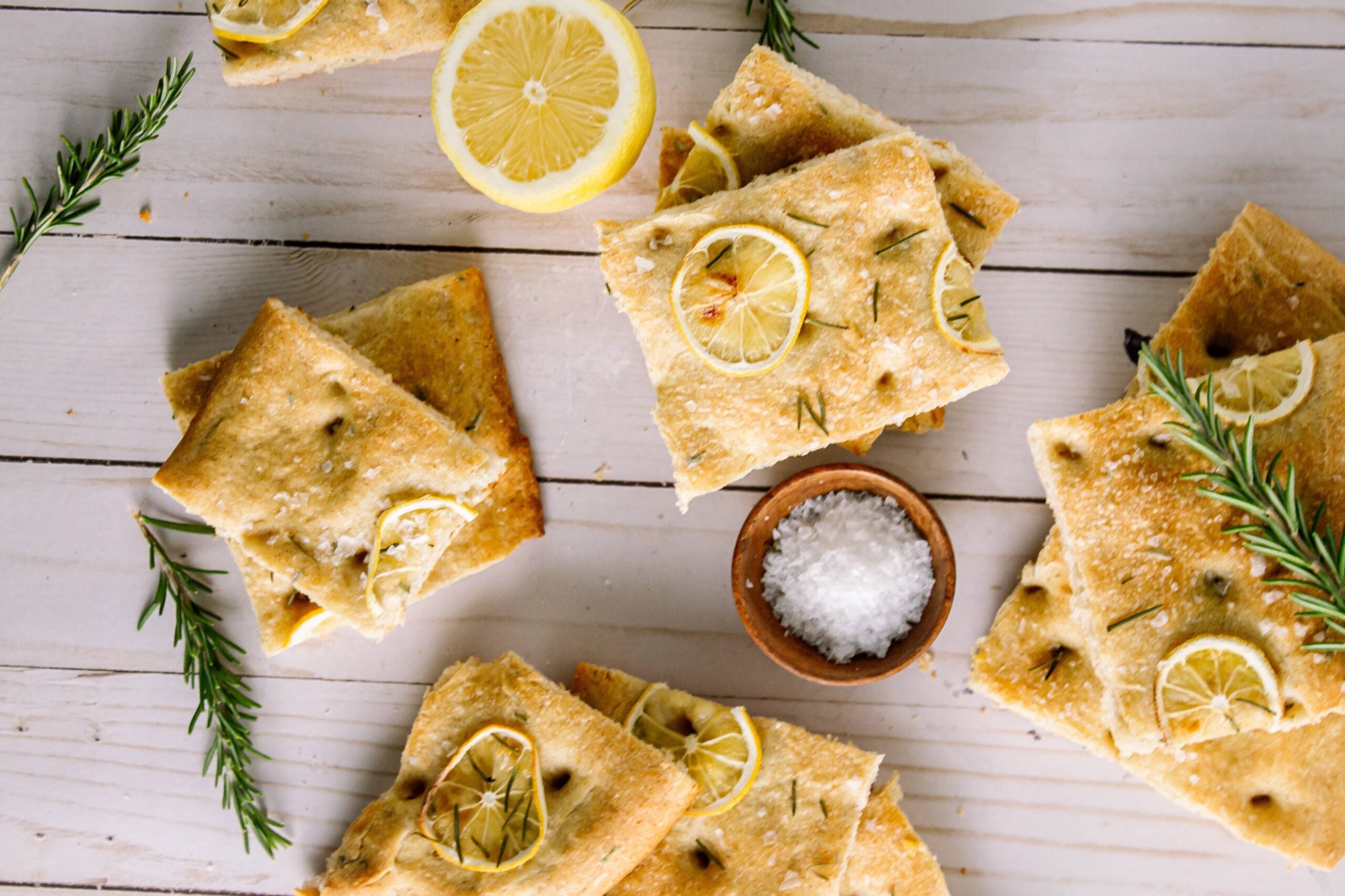 Focaccia de limón, romero y aceite de oliva virgen extra