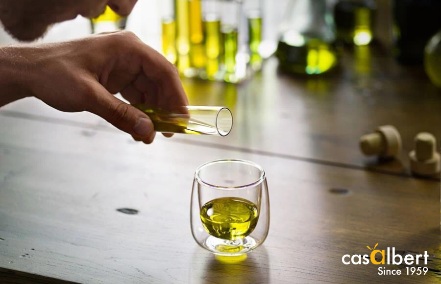 ¿Qué hace un Master Blender en la industria del aceite de oliva?